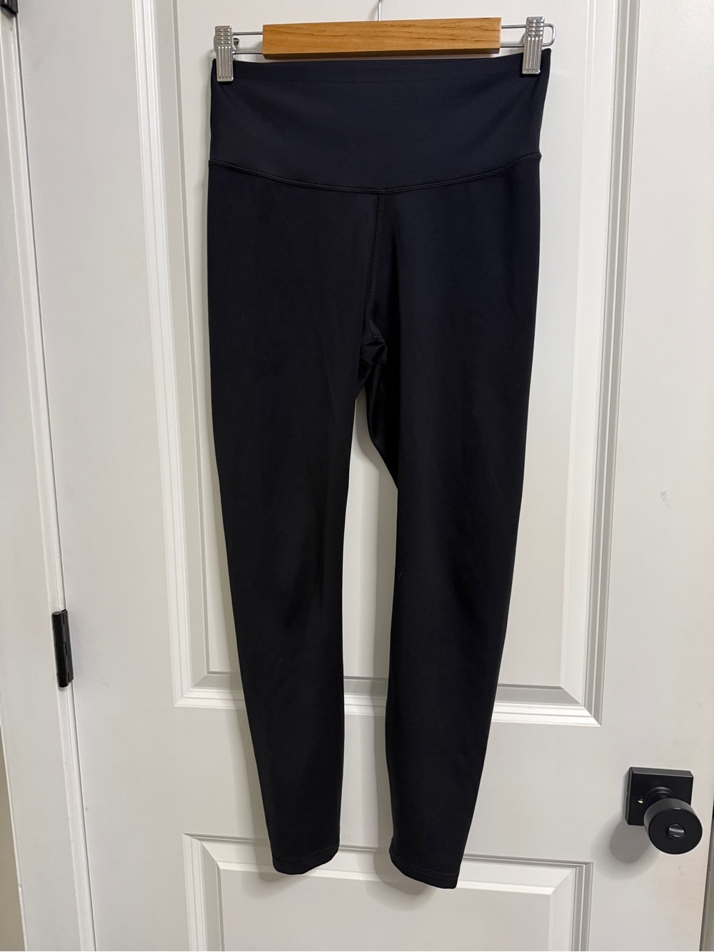 Black High-Waist Leggings - Women's Activewear